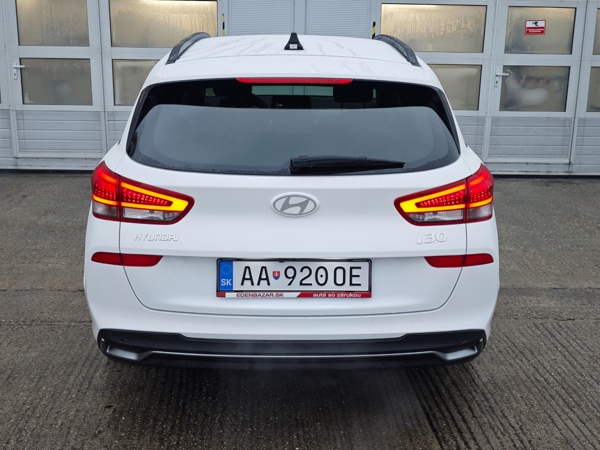 Hyundai i30 CW FAMILY + NAVI + LED 1,5 71kW 6