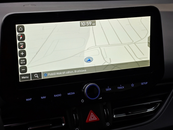 Hyundai i30 CW FAMILY + NAVI + LED 1,5 71kW 15