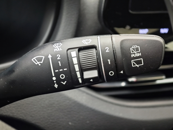 Hyundai i30 CW FAMILY + NAVI + LED 1,5 71kW 25