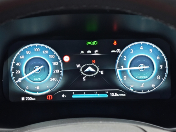 Hyundai i30 CW FAMILY + NAVI + LED 1,5 71kW 13