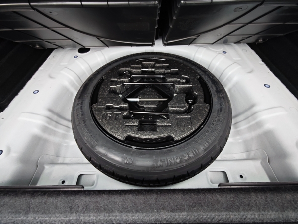 Hyundai i30 CW FAMILY + NAVI + LED 1,5 71kW 31