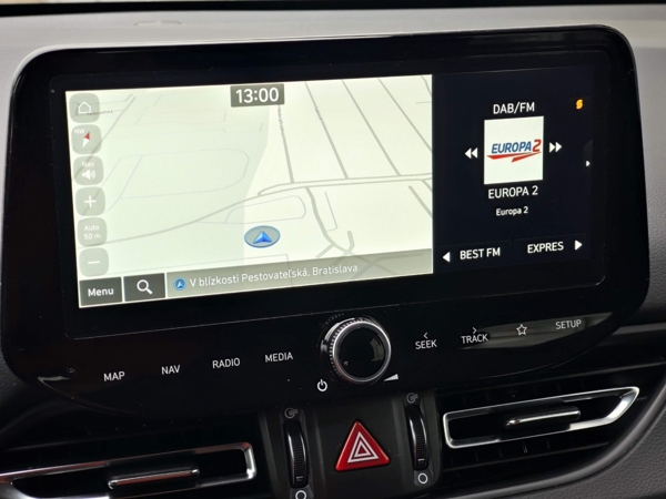 Hyundai i30 CW FAMILY + Smart Pack DCT 1,5 T-GDi MHEV  103kW 15