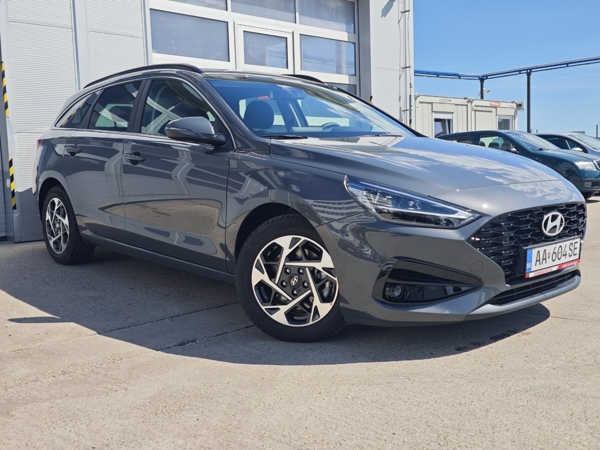 Hyundai i30 CW FAMILY + Smart Pack DCT 1,5 T-GDi MHEV  103kW 5