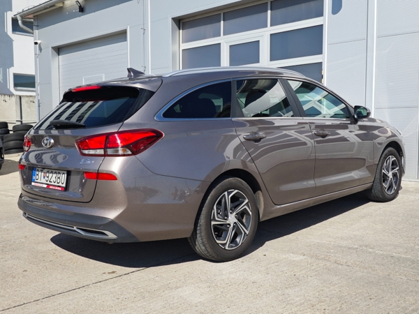 Hyundai i30 CW Family 1,5 DPi 81kW 2