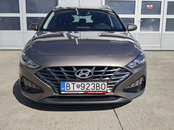 Hyundai i30 CW Family 1,5 DPi 81kW 4