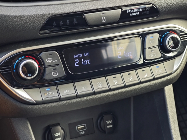 Hyundai i30 CW Family 1,5 DPi 81kW 17
