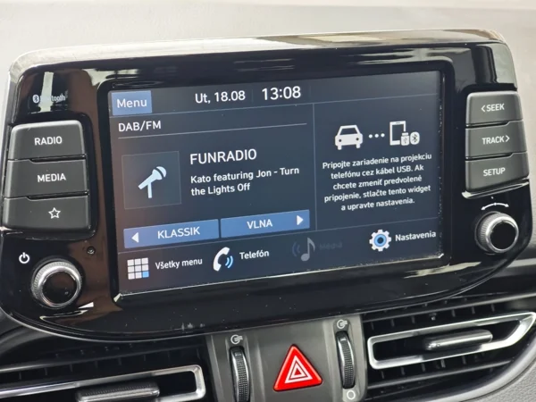Hyundai i30 CW Family 1,6 CRDi 85kW 15