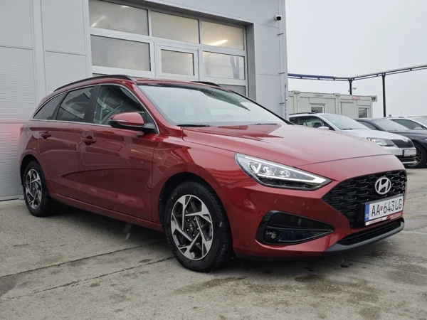 Hyundai i30 CW FAMILY DCT 1,5 T-GDi MHEV 103kW 5