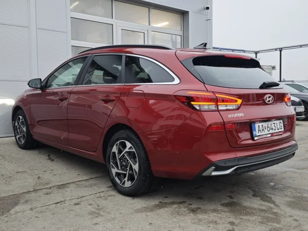 Hyundai i30 CW FAMILY DCT 1,5 T-GDi MHEV 103kW 7
