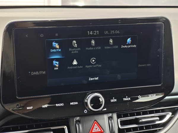 Hyundai i30 CW FAMILY DCT 1,5 T-GDi MHEV 103kW 18