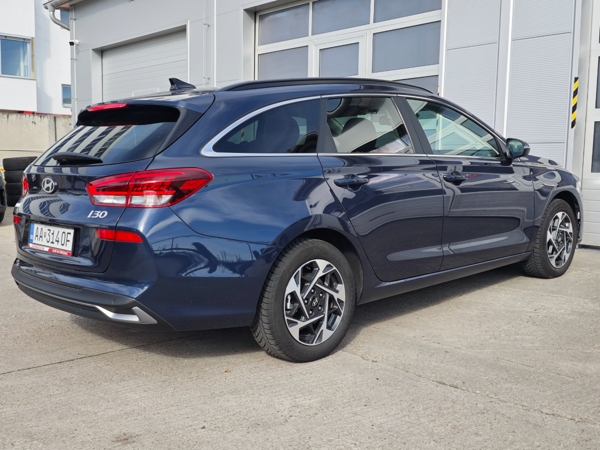 Hyundai i30 CW FAMILY DCT 1,5 T-GDi MHEV 103kW 2