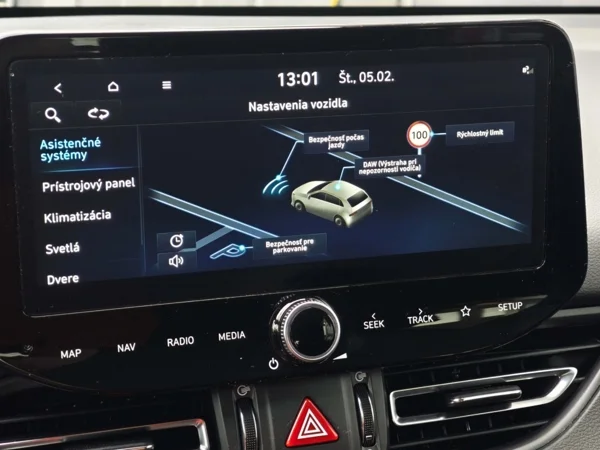 Hyundai i30 CW FAMILY DCT 1,5 T-GDi MHEV  103kW 16
