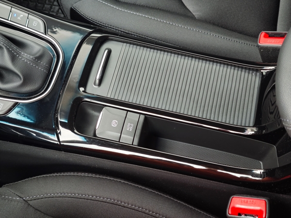 Hyundai i30 CW FAMILY DCT 1,5 T-GDi MHEV  103kW 20