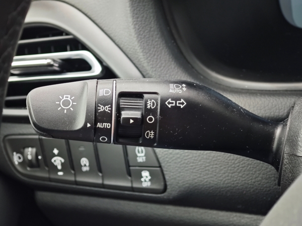 Hyundai i30 CW FAMILY DCT 1,5 T-GDi MHEV  103kW 21