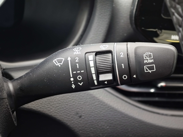 Hyundai i30 CW FAMILY DCT 1,5 T-GDi MHEV  103kW 23