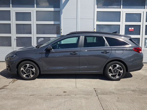 Hyundai i30 CW FAMILY DCT 1,5 T-GDi MHEV  103kW 8