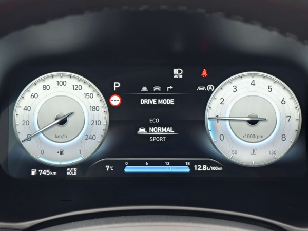 Hyundai i30 CW FAMILY DCT 1,5 T-GDi MHEV  103kW 14