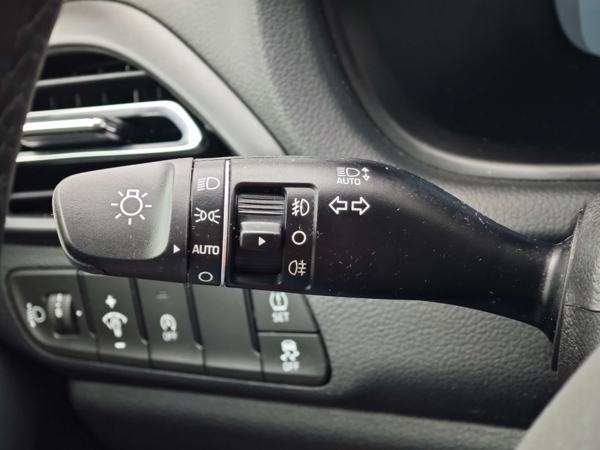 Hyundai i30 CW FAMILY DCT 1,5 T-GDi MHEV  103kW 22