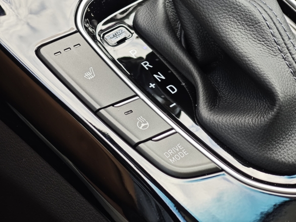 Hyundai i30 CW FAMILY +NAVI+LED 103kW 22