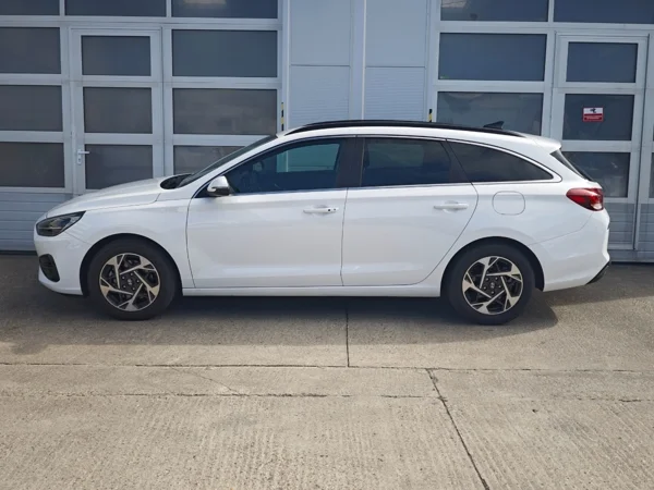 Hyundai i30 CW Family T-GDi 85kW 8