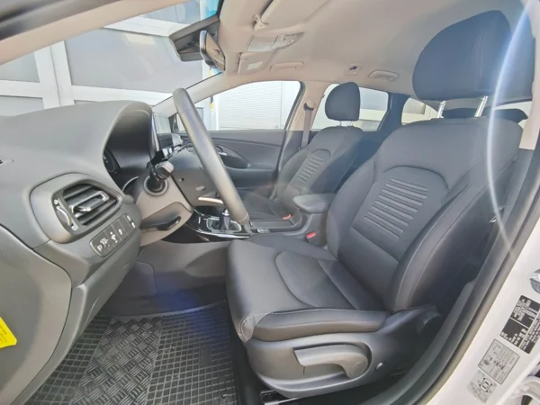 Hyundai i30 CW Family T-GDi 85kW 11