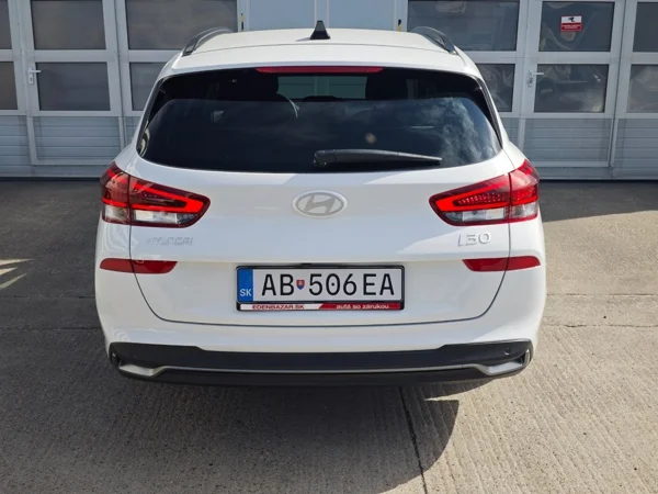 Hyundai i30 CW Family T-GDi 85kW 6