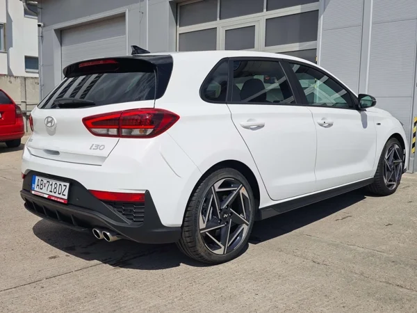 Hyundai i30 N Line DCT 1,6 T-GDi 110kW 2