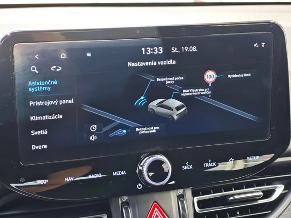 Hyundai i30 N Line DCT 1,6 T-GDi 110kW 17