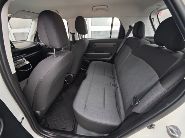 Hyundai Inster Comfort + Family Pack 71kW 11