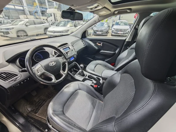 Hyundai ix35 Style 4x4 2,0 CRDi 100kW 5