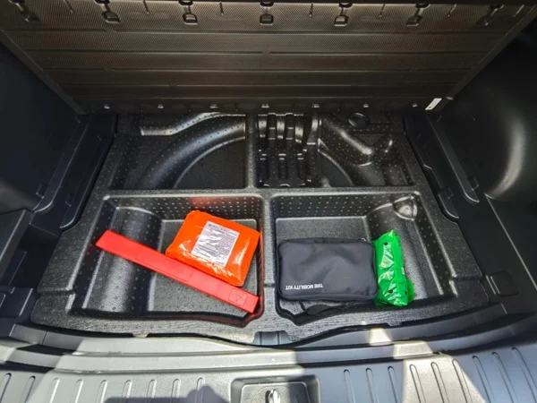 Hyundai Tucson Family + Black Pack HEV A/T 1,6 176kW 34