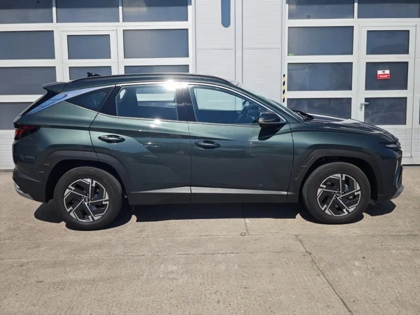 Hyundai Tucson Family HEV A/T 1,6 176kW 9