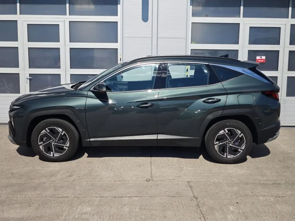 Hyundai Tucson Family HEV A/T 1,6 176kW 8