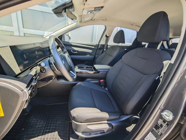 Hyundai Tucson Family HEV A/T 1,6 176kW 11