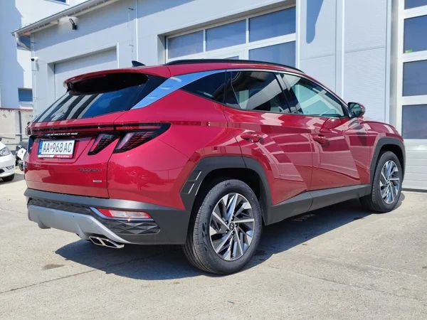 Hyundai Tucson Style + Dizajn Pack mHEV 4x4 DCT 1,6 T-GDi 132kW 9