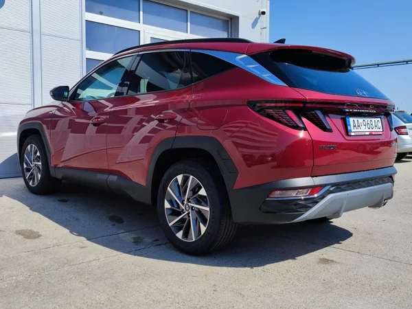 Hyundai Tucson Style + Dizajn Pack mHEV 4x4 DCT 1,6 T-GDi 132kW 11