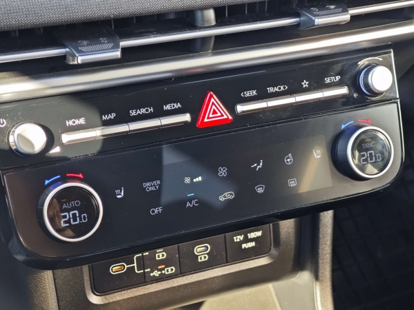 Hyundai Tucson Style HEV 4WD A/T 1,6 176kW 21