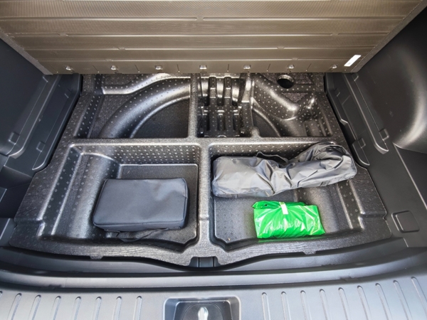 Hyundai Tucson Style HEV 4WD A/T 1,6 176kW 35