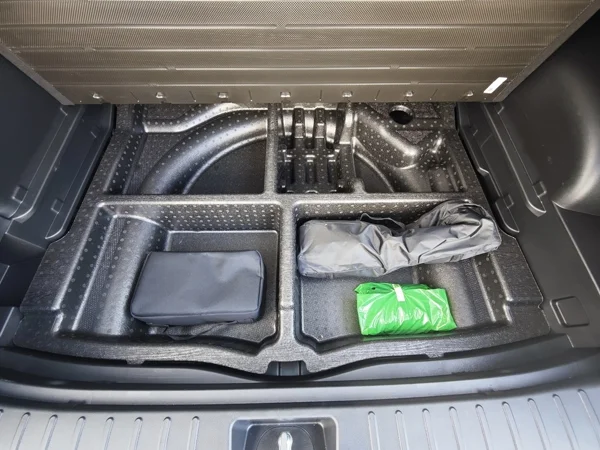 Hyundai Tucson Style HEV 4WD A/T 1,6 176kW 35