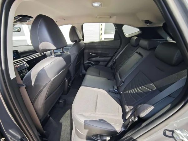 Hyundai Tucson Style HEV 4WD A/T 1,6 176kW 12