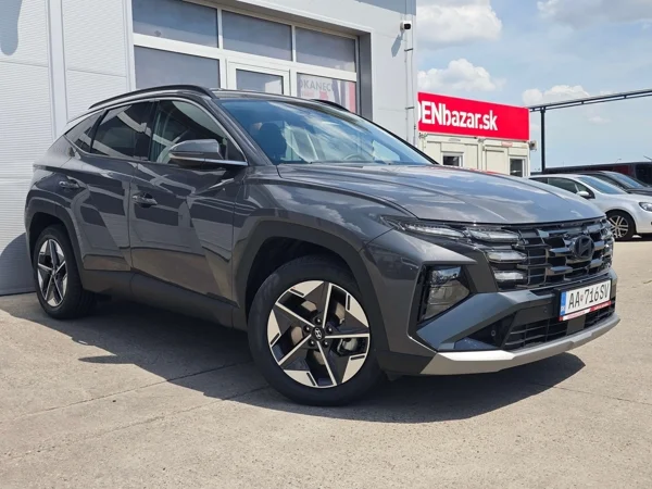 Hyundai Tucson Style HEV 4WD A/T 1,6 176kW 5