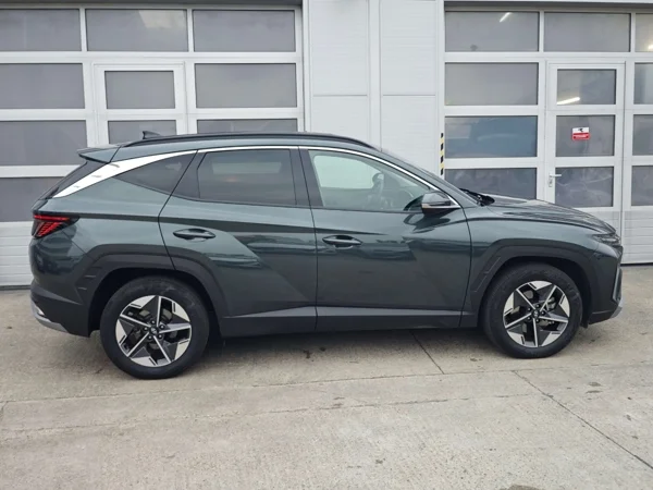 Hyundai Tucson Style HEV 4WD A/T 1,6 176kW 9