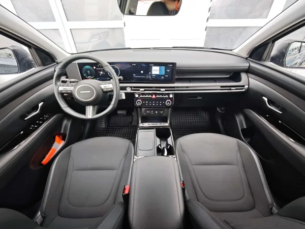 Hyundai Tucson Style HEV 4WD A/T 1,6 176kW 13