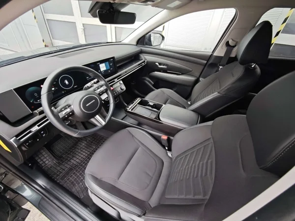 Hyundai Tucson Style HEV 4WD A/T 1,6 176kW 10