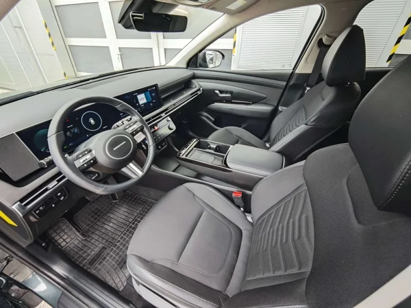 Hyundai Tucson Style HEV A/T 1,6 176kW 10