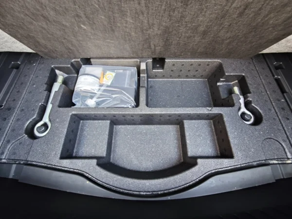 Mazda 6 Exclusive-line Skyactiv G194 2,5  143kW 38