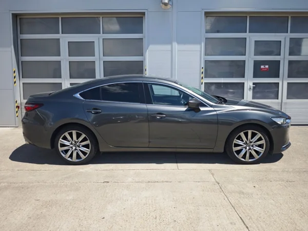 Mazda 6 Exclusive-line Skyactiv G194 2,5  143kW 9