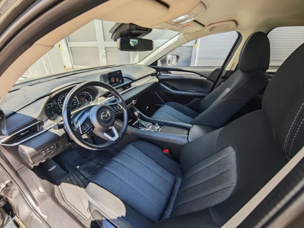 Mazda 6 Exclusive-line Skyactiv G194 2,5  143kW 10