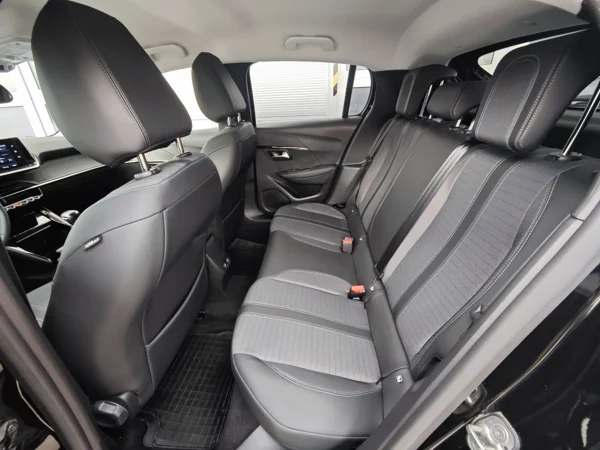 Peugeot 208 Allure 1,2  74kW 12