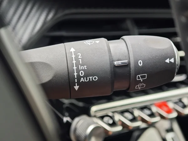 Peugeot 208 Allure 1,2  74kW 26